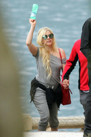 Avril Lavigne Sweatshirt #3256916