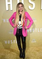 Avril Lavigne hoodie #3830568