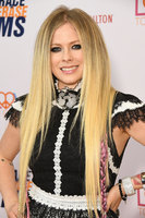 Avril Lavigne hoodie #3830616