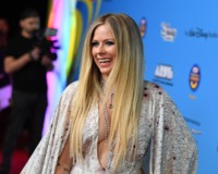 Avril Lavigne Sweatshirt #3881541