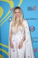 Avril Lavigne Sweatshirt #3881563