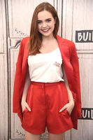 Bailee Madison Longsleeve T-shirt #3101723