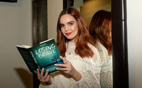 Bailee Madison Longsleeve T-shirt #3101781