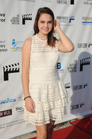 Bailee Madison Longsleeve T-shirt #3275912