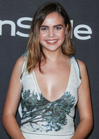 Bailee Madison Longsleeve T-shirt #3721064