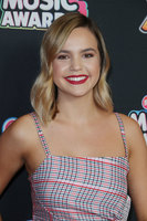 Bailee Madison longsleeve t-shirt #3782071