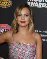 Bailee Madison Longsleeve T-shirt #3782127