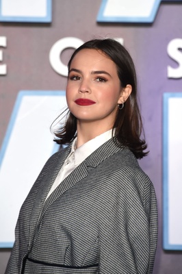 Bailee Madison stickers 3917290