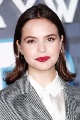 Bailee Madison stickers 3917292