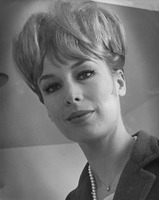Barbara Eden magic mug #G838167