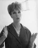 Barbara Eden magic mug #G838172