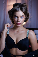 Barbara Palvin mug #G2333293