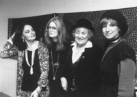 Barbra Streisand Sweatshirt #2604974