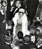 Barbra Streisand longsleeve t-shirt #2689449