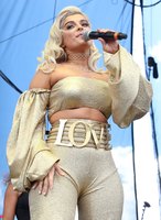 Bebe Rexha magic mug #G1052536