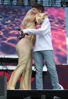 Bebe Rexha longsleeve t-shirt #2810494