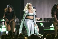 Bebe Rexha longsleeve t-shirt #2810510