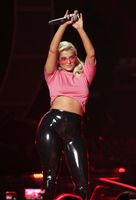 Bebe Rexha Longsleeve T-shirt #2810861