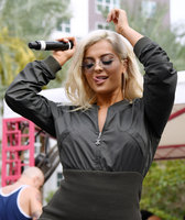 Bebe Rexha mug #G1117059