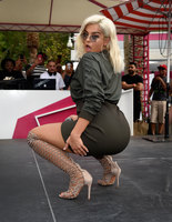 Bebe Rexha Longsleeve T-shirt #2875067
