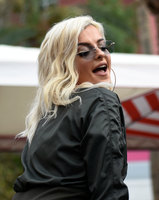 Bebe Rexha Longsleeve T-shirt #2919349