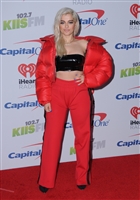 Bebe Rexha Longsleeve T-shirt #3025519