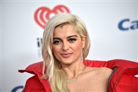 Bebe Rexha Longsleeve T-shirt #3025873