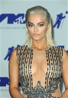 Bebe Rexha Longsleeve T-shirt #3025989
