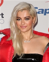 Bebe Rexha Longsleeve T-shirt #3026015