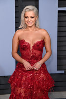 Bebe Rexha Longsleeve T-shirt #3128252