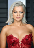 Bebe Rexha Longsleeve T-shirt #3128267
