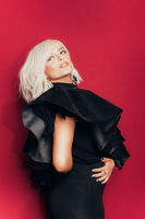 Bebe Rexha Longsleeve T-shirt #3669028