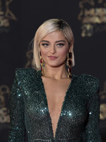 Bebe Rexha Longsleeve T-shirt #3722029