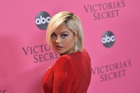 Bebe Rexha Longsleeve T-shirt #3722117