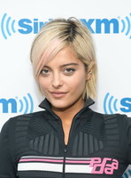 Bebe Rexha Longsleeve T-shirt #3722154