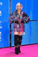 Bebe Rexha Longsleeve T-shirt #3722171