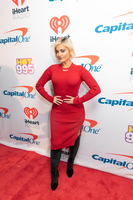 Bebe Rexha Longsleeve T-shirt #3722221