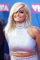 Bebe Rexha Longsleeve T-shirt #3722295