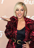 Bebe Rexha Sweatshirt #3722301