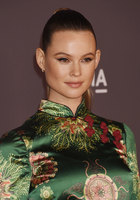 Behati Prinsloo t-shirt #2876523