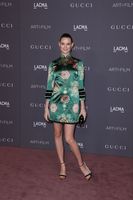 Behati Prinsloo t-shirt #2876970