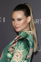 Behati Prinsloo tote bag #G1119161