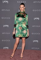 Behati Prinsloo t-shirt #2877121