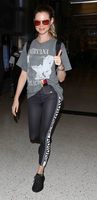 Behati Prinsloo t-shirt #3106302