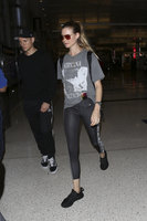 Behati Prinsloo t-shirt #3106331