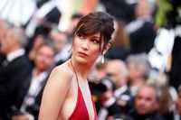 Bella Hadid mug #G869915