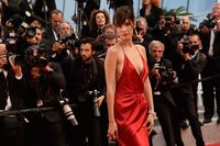 Bella Hadid Sweatshirt #2627873