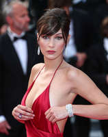 Bella Hadid hoodie #2627877