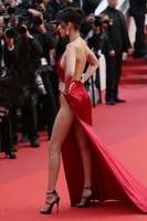 Bella Hadid Sweatshirt #2627880