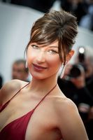 Bella Hadid mug #G870145